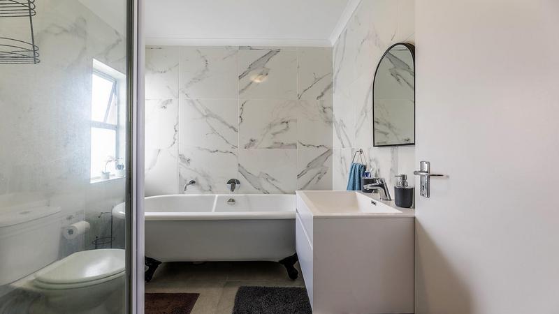 2 Bedroom Property for Sale in Melkbosstrand Western Cape